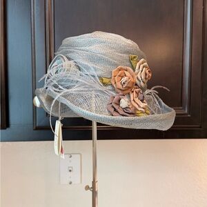 Grevi Light Gray Floral Trim Sinamay Hat